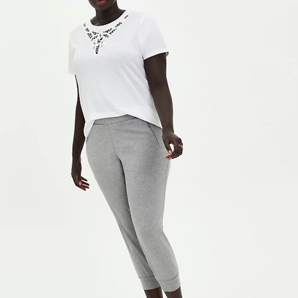 White Embroidered Tee - Picture 2 of 8